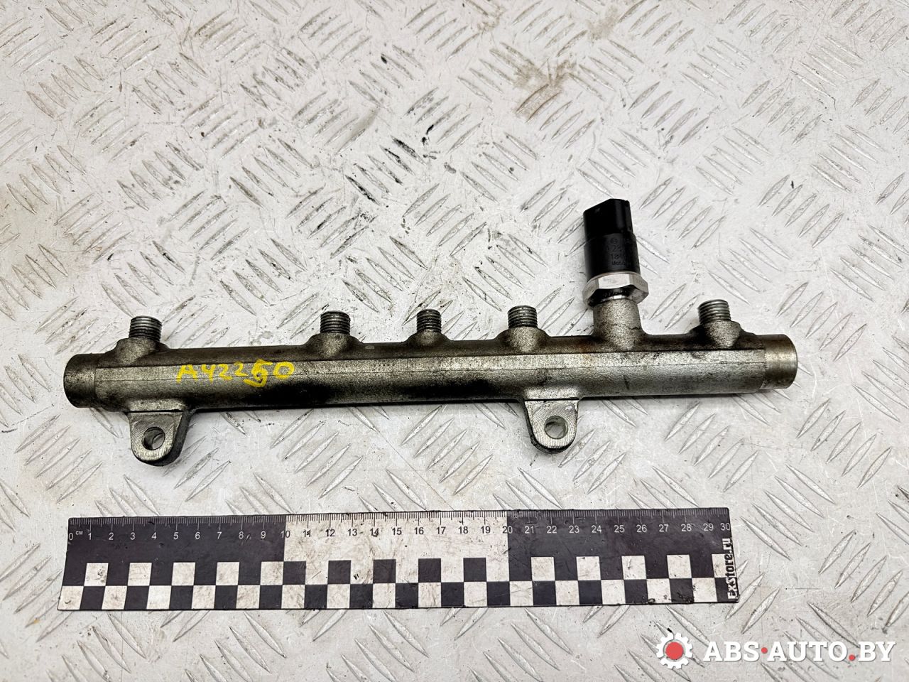 топливная рампа Renault Scenic RX4 1 поколение 2002, 1.9 л., F9Q 740, дизель, МКПП, полный привод, 0445214015, 7700111013, 0281002405 - фото №1