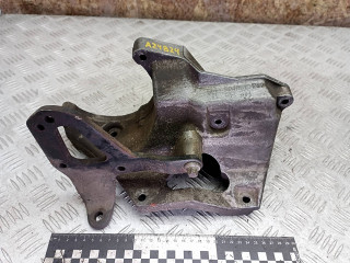 кронштейн компрессора кондиционера Opel Omega B 1999, 2.0 л., бензин, 90411819