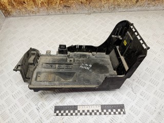 полка аккумулятора Opel Vectra C 2004, 2.2 л., Y 22 DTR, дизель, МКПП, седан, 24413805