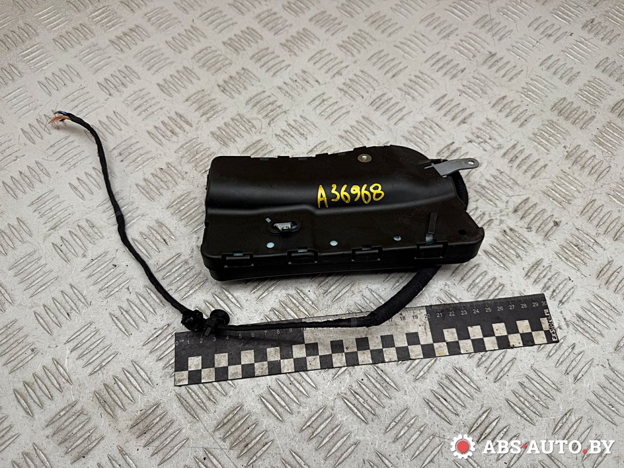 подушка безопасности сиденья Volkswagen Touareg 1 поколение 2006, 2.5 л., BAC, дизель, МКПП, внедорожник 5 дв., 7L0880240H - фото №1