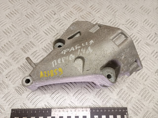 кронштейн двигателя Skoda Fabia 2 поколение (5J) 2007, 1.4 л., дизель, 045199207M