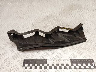 Крепление бампера переднего Volkswagen Passat B6 2007, 2.0 л., дизель, АКПП, универсал, 3C0807889A