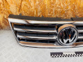 решетка радиатора Volkswagen Touareg 1 поколение 2006, 3.0 л., BKS, дизель, АКПП, внедорожник 5 дв., полный привод, 7L6853601A, 7L6853651A - фото №2
