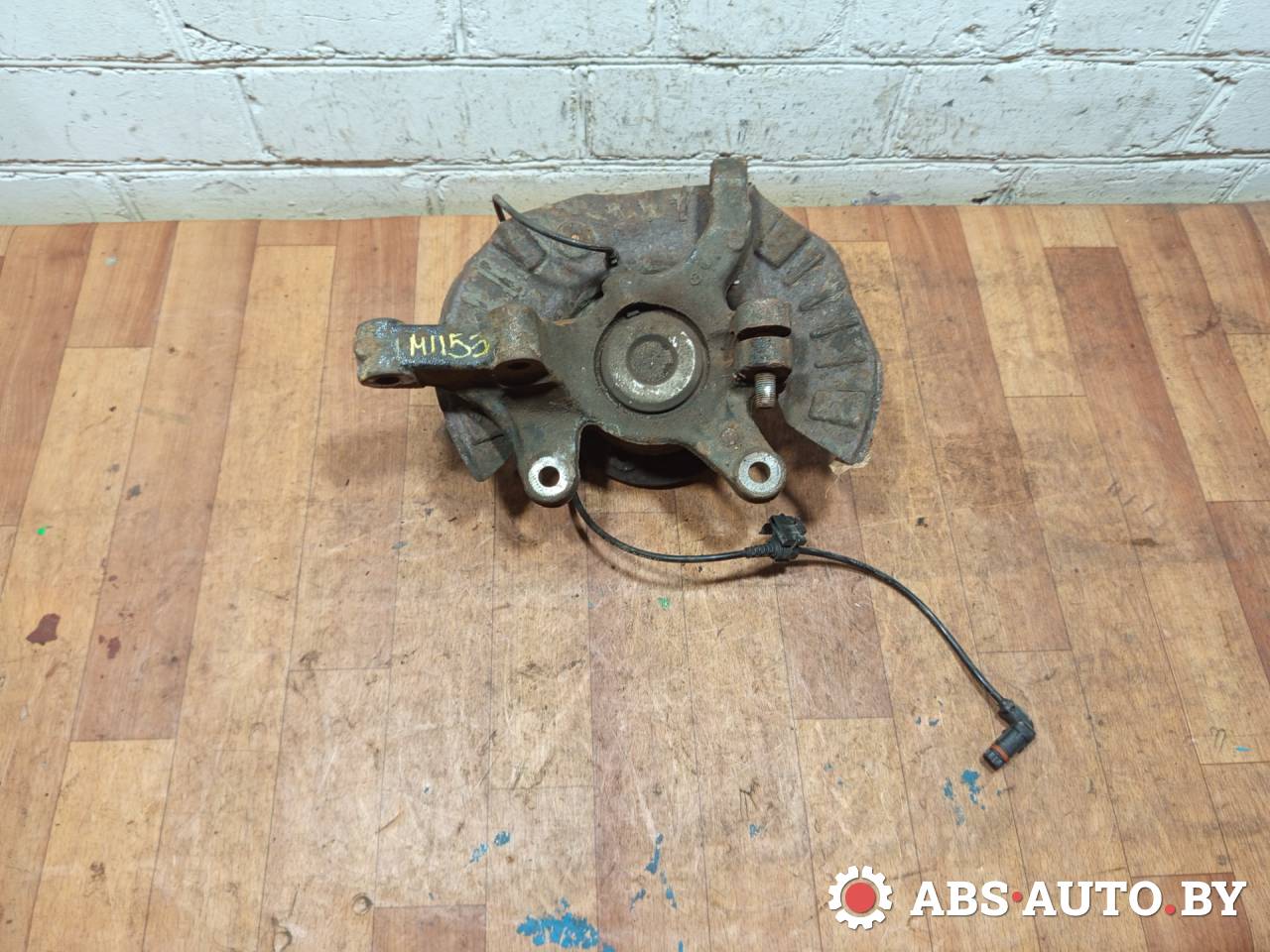 ступица передняя правая Mercedes-Benz Vito W639 2010, 2.2 л., дизель, МКПП, A16393320324, A6395401017 - фото №1