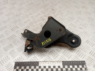 кронштейн КПП Nissan Primera P11 1999, 2.0 л., дизель