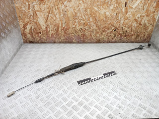 трос сцепления Volkswagen Passat B4 1996, 1.9 л., дизель, 357721335E