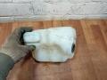 бачок омывателя Renault Scenic 2 поколение 2005, 1.5 л., дизель, МКПП, передний привод, 8200104706, 8200104705 - фото №2