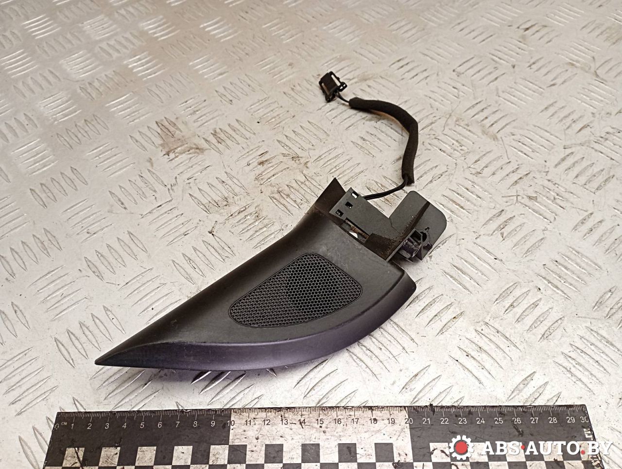 динамик высокочастотный (пищалка) Volkswagen Golf 5 поколение 2007, 1K0035411C, 1KO035411C, 1K0837994B - фото №1