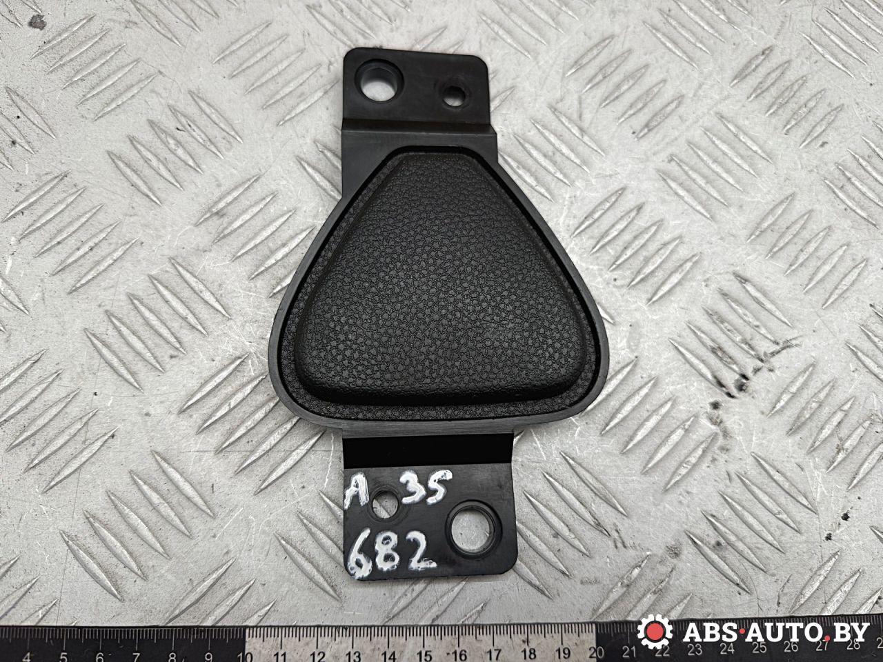 обшивка крышки багажника Mini Cooper 2 поколение 2010, 1.6 л., N16 B16 A, бензин, кабриолет, правый руль, 51492758420 - фото №1