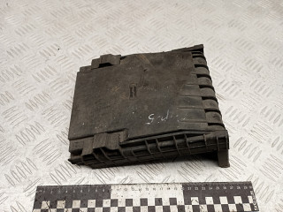 крышка блока предохранителей Volkswagen Golf 5 поколение 2007, 1K0937132F