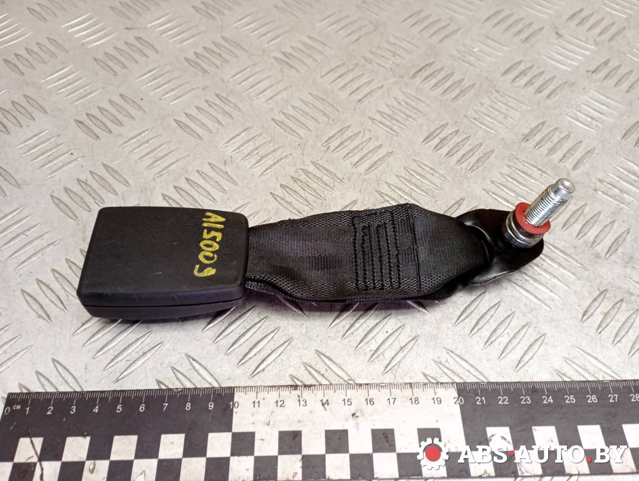 замок ремня безопасности Kia Sorento 2 поколение 2010, 2.2 л., дизель, МКПП, полный привод, правый руль, 10031805 - фото №1