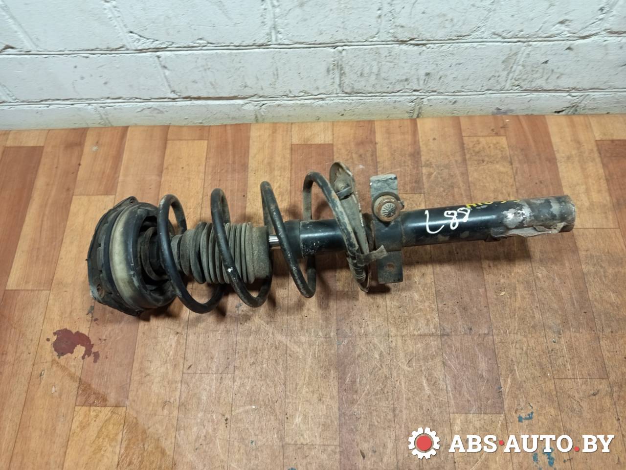 стойка передняя Renault Megane 2 поколение 2005, 1.9 л., дизель, МКПП, универсал - фото №1