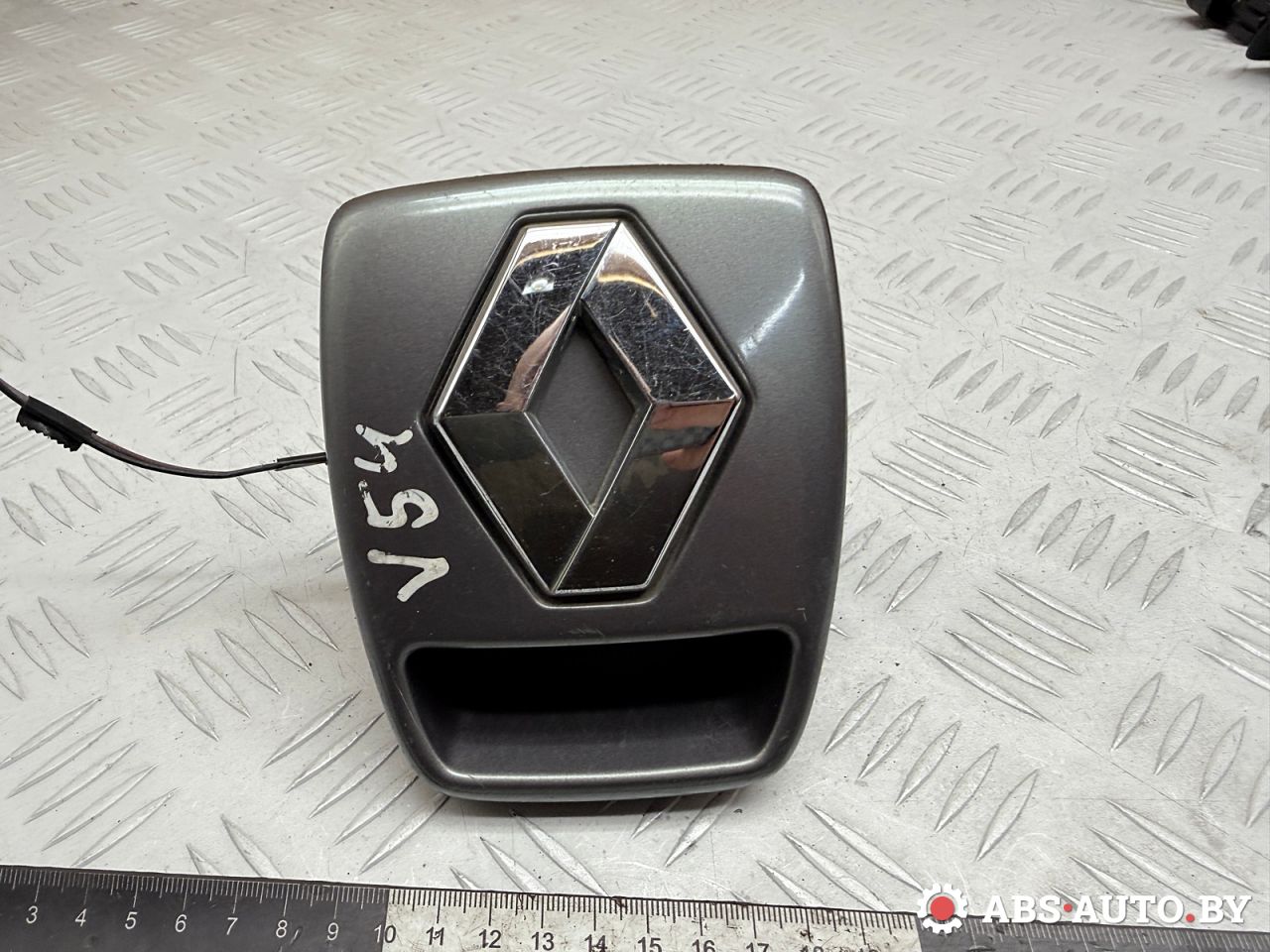 кнопка открытия багажника Renault Laguna 2 поколение 2002, 1.9 л., F9Q 750, дизель, МКПП, хетчбэк 5 дв., передний привод, 98091103, 8200000901 - фото №1