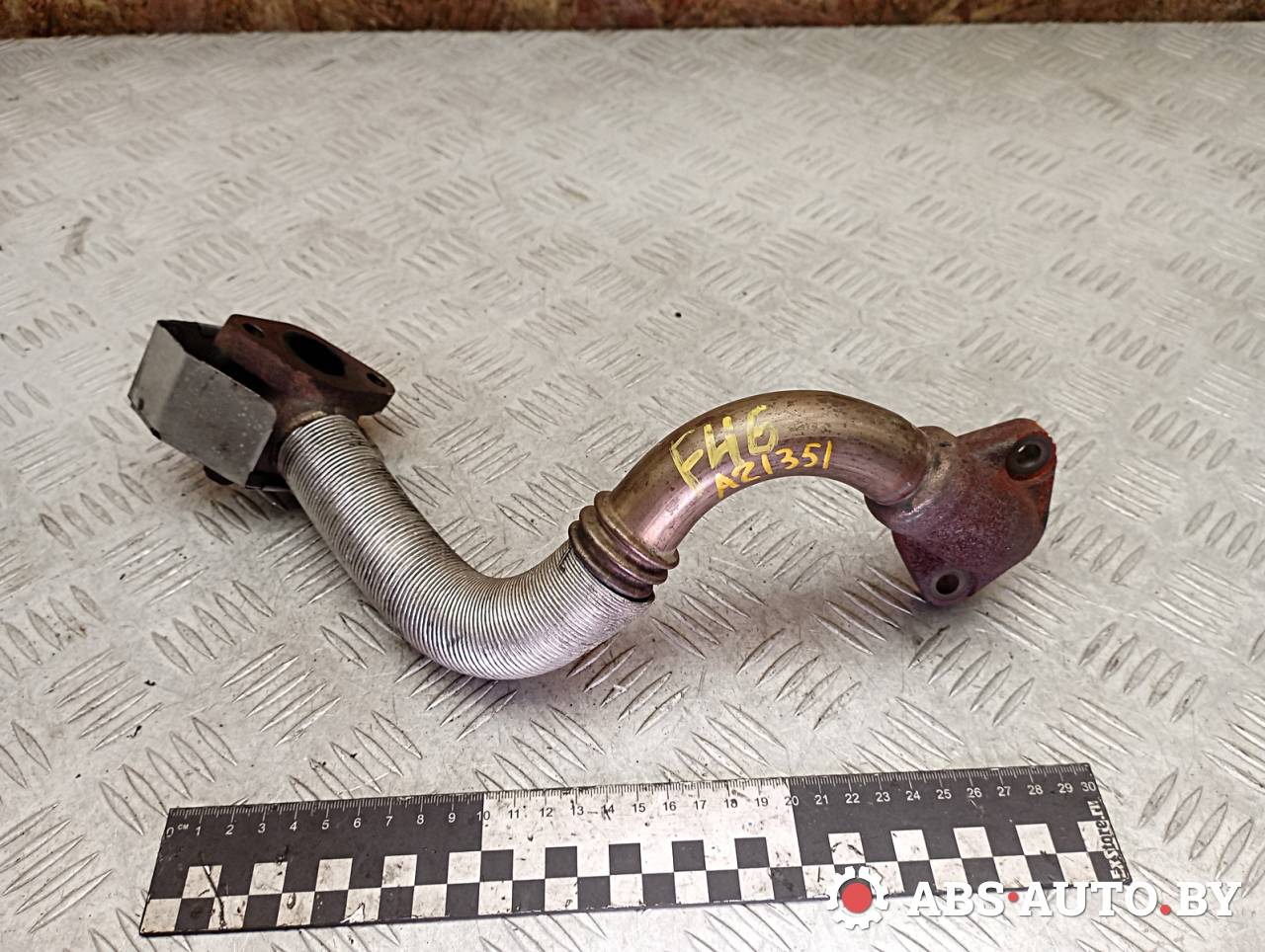 трубка системы рециркуляции EGR Mitsubishi Pajero 3 поколение 2002, 3.2 л., дизель, МКПП, внедорожник 3 дв., ME204025 - фото №1