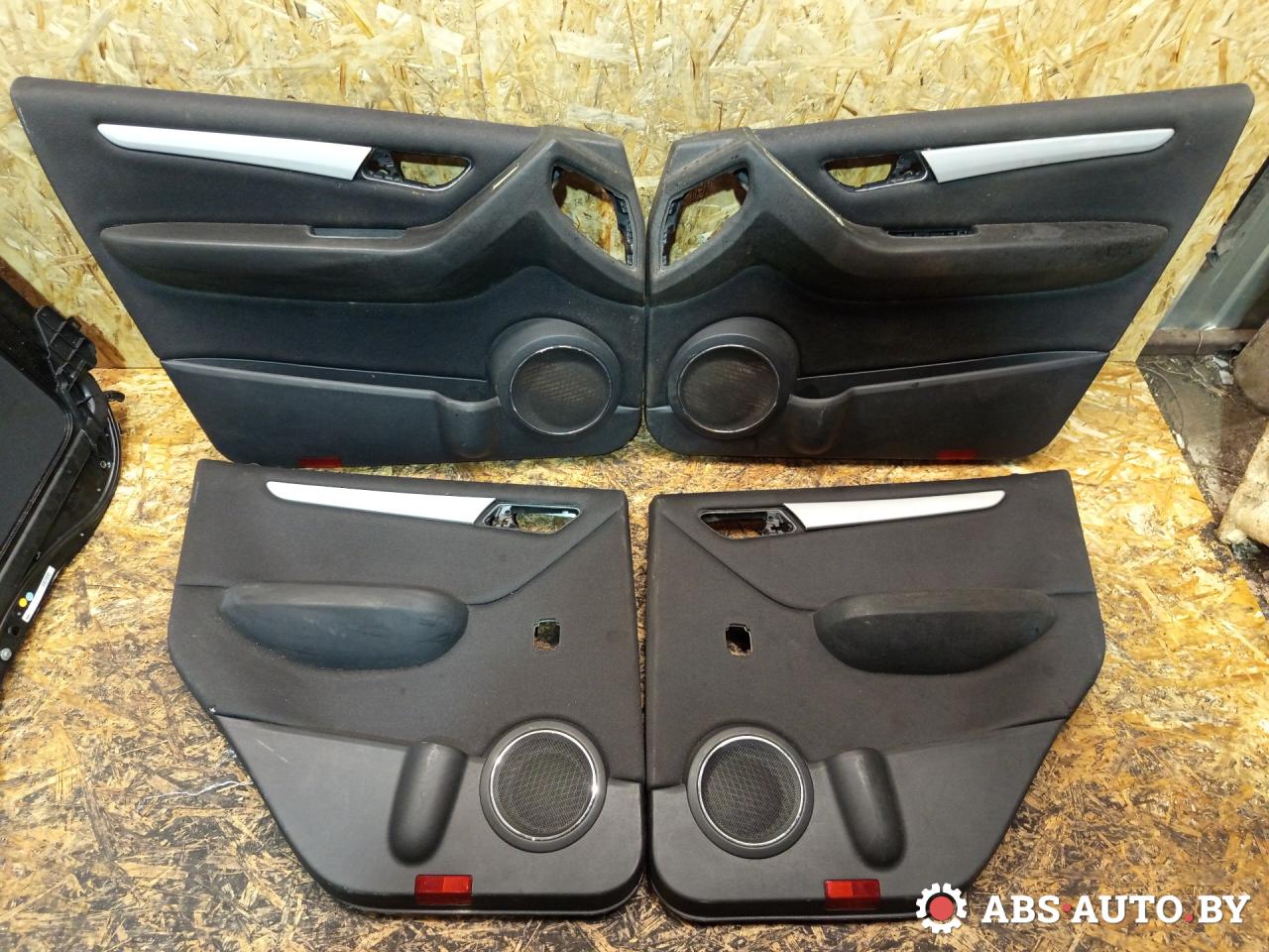 Обшивка двери (комплект) Mercedes-Benz A W169 2 поколение (2004-2008) 2008, 2.0 л., OM 640.942, дизель, МКПП, хетчбэк 5 дв., правый руль, A1697201670, A1697201570, A1697302970, A1697303070 - фото №1