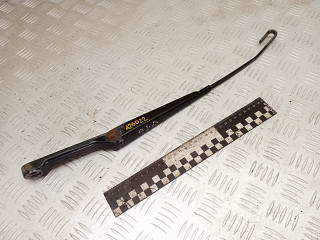 щеткодержатель (поводок стеклоочистителя, дворник) Mercedes-Benz M-Класс W163 [рестайлинг] W163 2004, 2.7 л., дизель, АКПП, внедорожник 5 дв., полный привод, 4416340