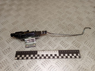 активатор (привод) замка двери Chrysler PT Cruiser 1 поколение 2002, 05067504AC