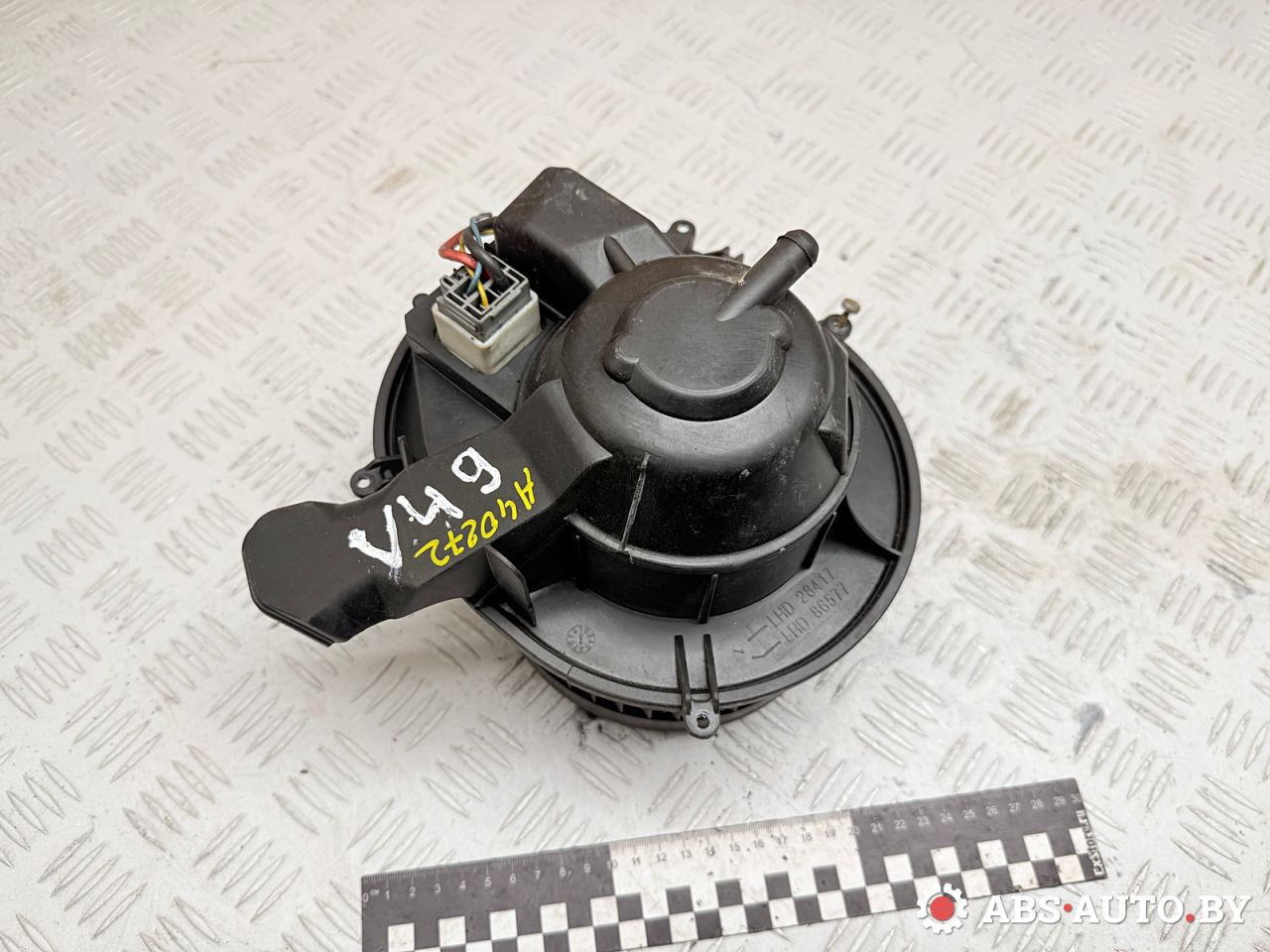 моторчик печки Volvo S60 1 поколение 2003, 2.4 л., дизель, МКПП, седан, 86577, 28417, LHD28417, LHD86577 - фото №1