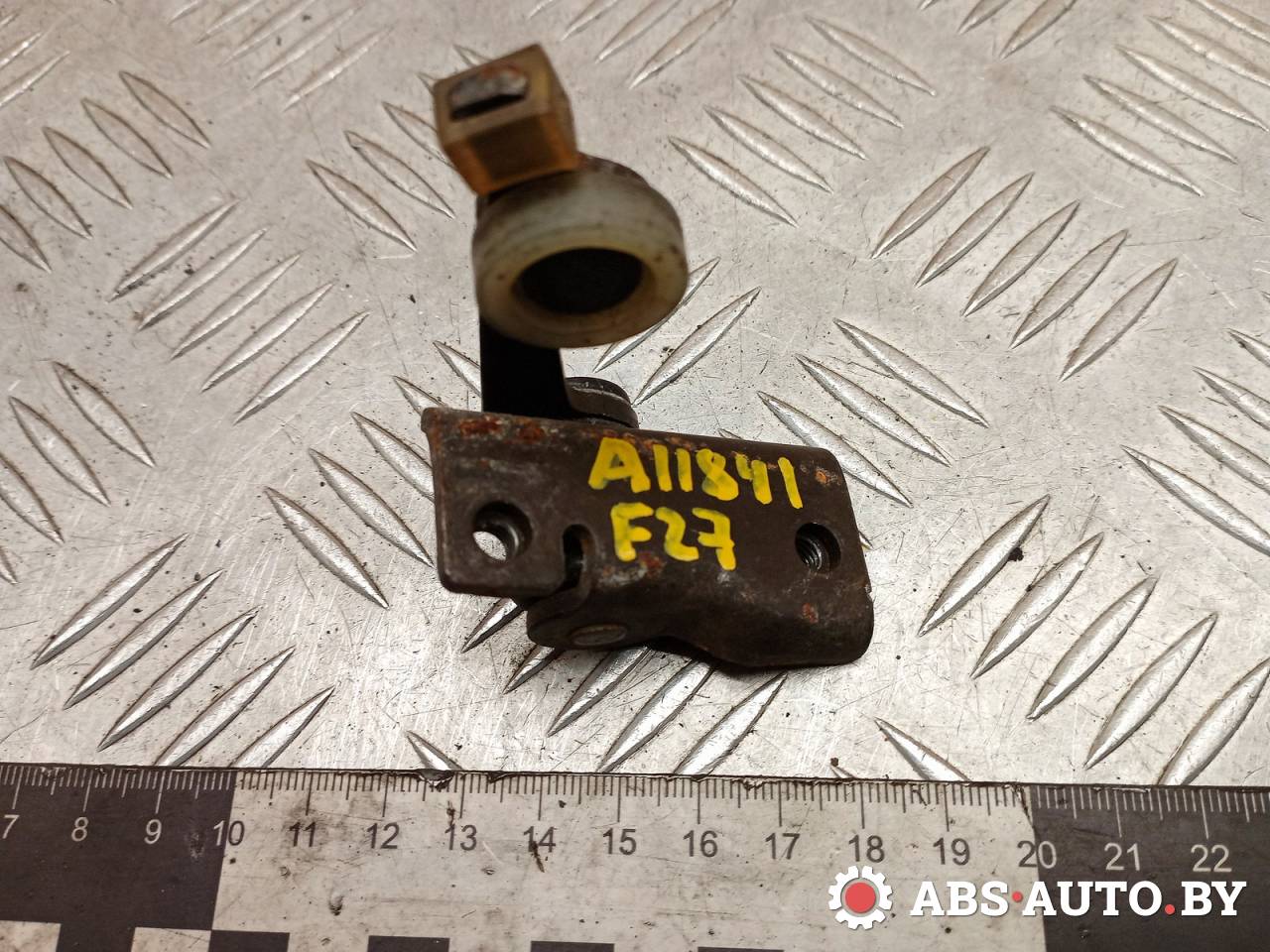 ролик двери сдвижной Mercedes-Benz Vito W639 2006, 2.2 л., дизель, МКПП - фото №1