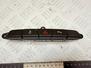 кнопка аварийной сигнализации Opel Insignia 1 поколение (A) [рестайлинг] 2013, 2.0 л., A 20 DTE, дизель, МКПП, универсал, 23177688