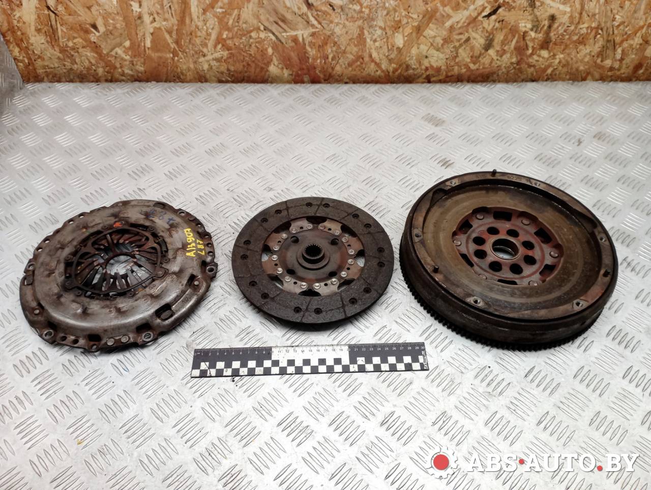 комплект сцепления Peugeot 407 1 поколение 2006, 2.0 л., дизель, МКПП, седан, F2800, 324040710, 124039010, 415022510 - фото №1