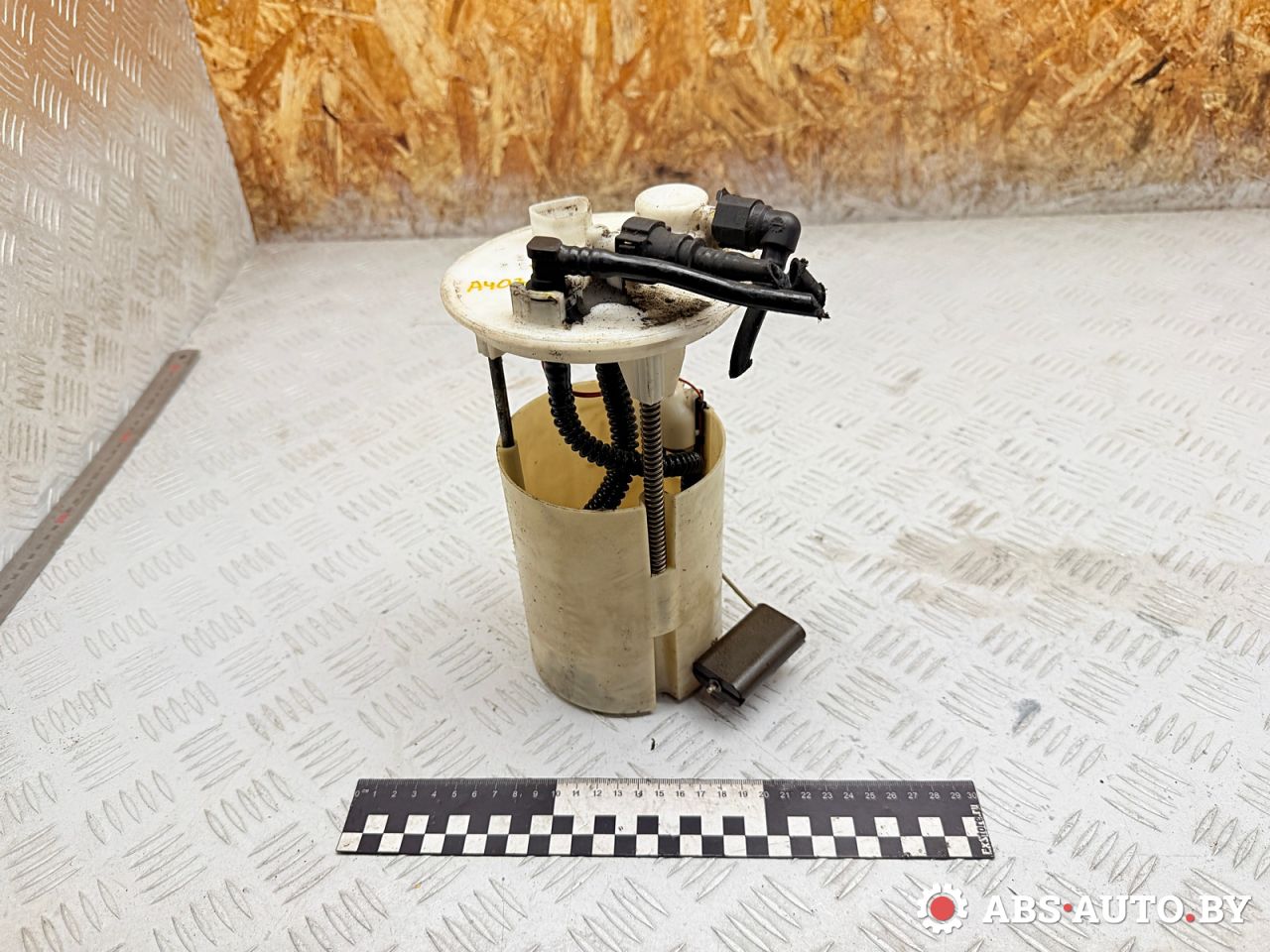 датчик уровня топлива Toyota Avensis 2 поколение (T250) 2006, 2.0 л., 1CD-FTV, дизель, МКПП, универсал, 0580300013, 7701002040 - фото №1