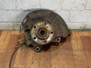 ступица передняя правая Volvo XC90 1 поколение 2005, 2.4 л., D 5244 T, дизель, АКПП, внедорожник 5 дв., полный подключаемый привод, правый руль