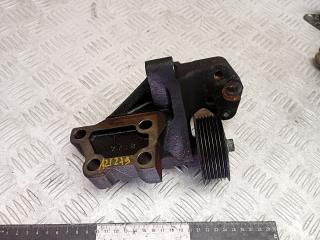 кронштейн двигателя Toyota RAV4 3 поколение (XA30) 2008, 2.2 л., D-4D, 2AD-FTV, дизель, МКПП, внедорожник 5 дв., 1231526020