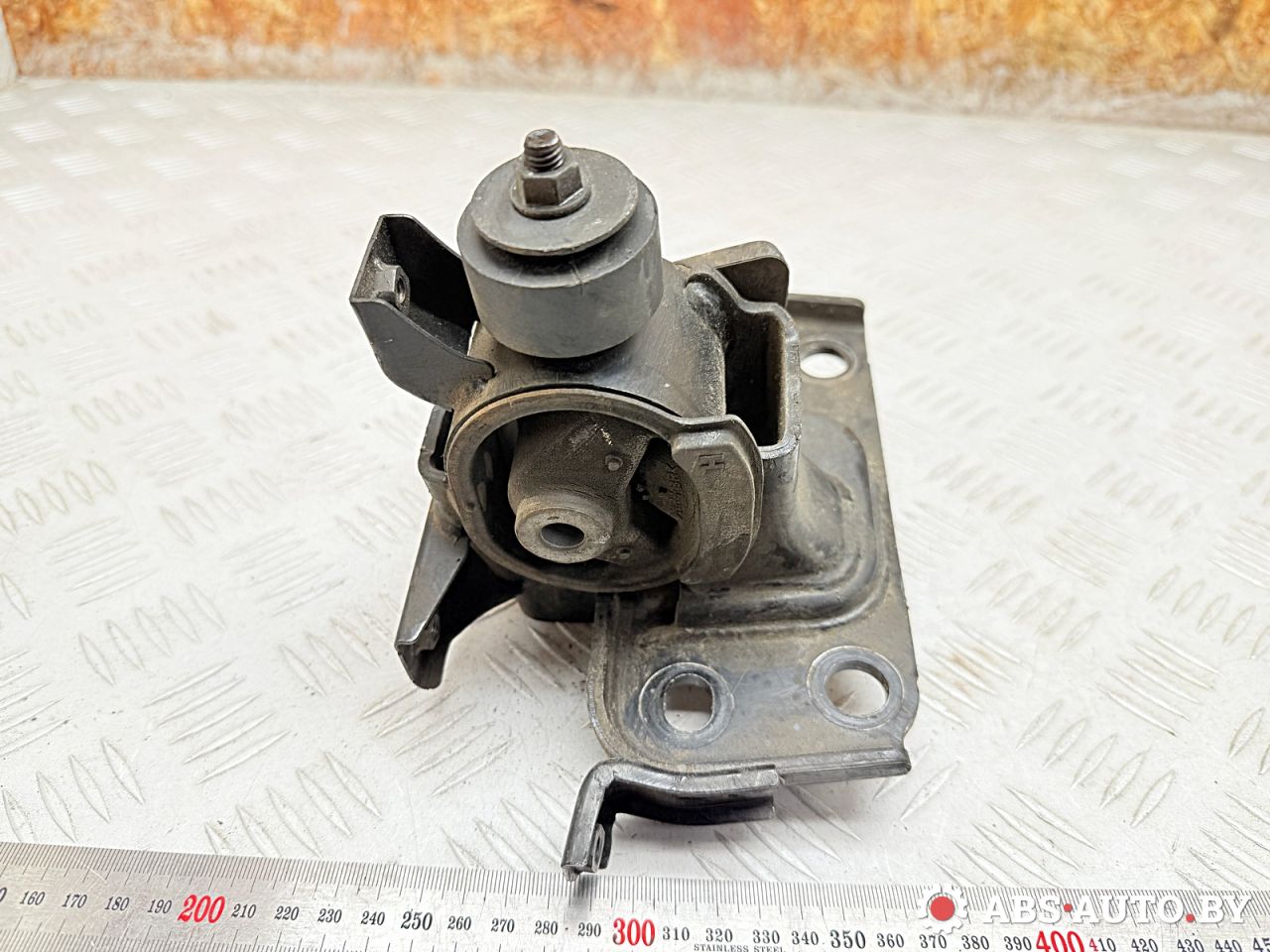 подушка крепления двигателя Toyota RAV4 3 поколение (XA30) 2007, 2.2 л., 2AD-FTV, дизель, МКПП, внедорожник 5 дв., 1237226010 - фото №1