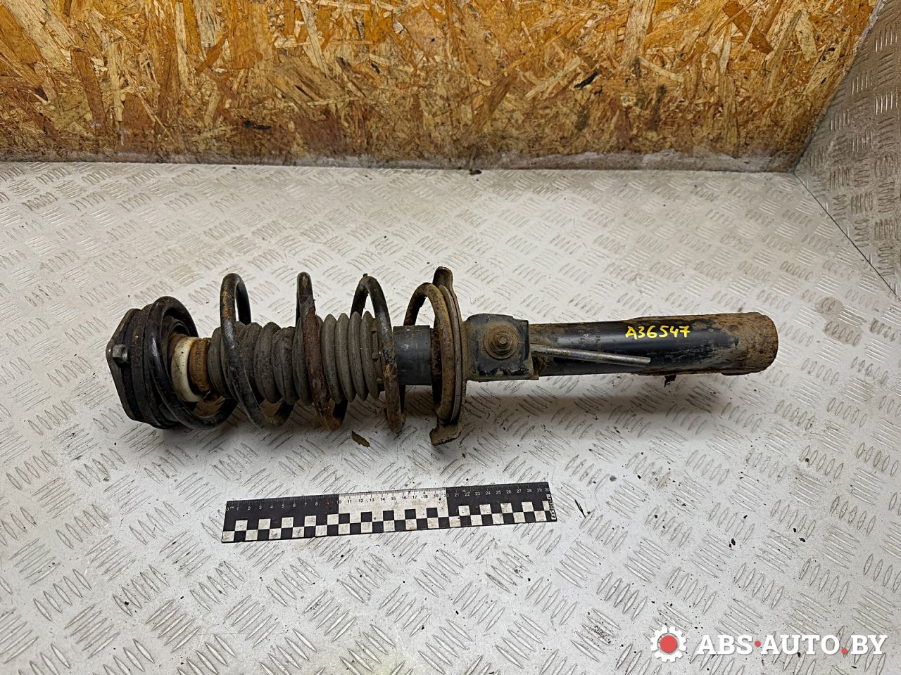 стойка передняя правая Mercedes-Benz A W169 2 поколение (2004-2008) 2008, 2.0 л., OM 640.942, дизель, МКПП, хетчбэк 5 дв., правый руль, A1693200830 - фото №1