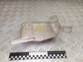 бачок расширительный Renault Megane 2 поколение 2005, 1.9 л., дизель, МКПП, передний привод, 8200273157