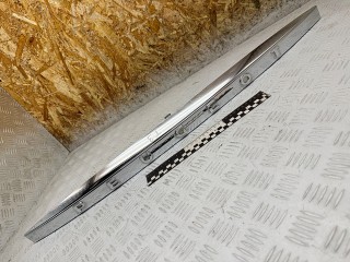 накладка подсветки номера Peugeot 407 1 поколение 2007, 2.2 л., дизель, универсал, 9645271580