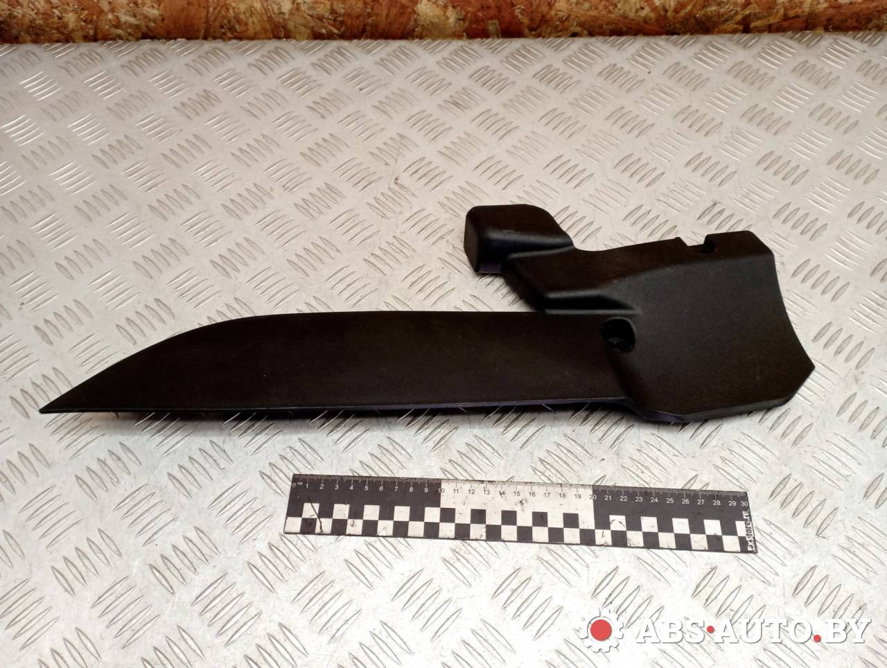 Декоративная накладка центральной консоли Peugeot 4007 1 поколение 2009, 2.2 л., дизель, МКПП, полный подключаемый привод, правый руль, 8011A074 - фото №1