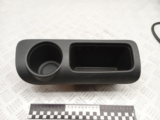 подстаканник Kia Sorento 2 поколение 2010, 2.2 л., дизель, МКПП, полный привод, правый руль, 857432P200