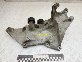 кронштейн генератора Renault Laguna 2 поколение 2001, 1.9 л., F9Q 750, дизель, МКПП, хетчбэк 5 дв., 8200115762