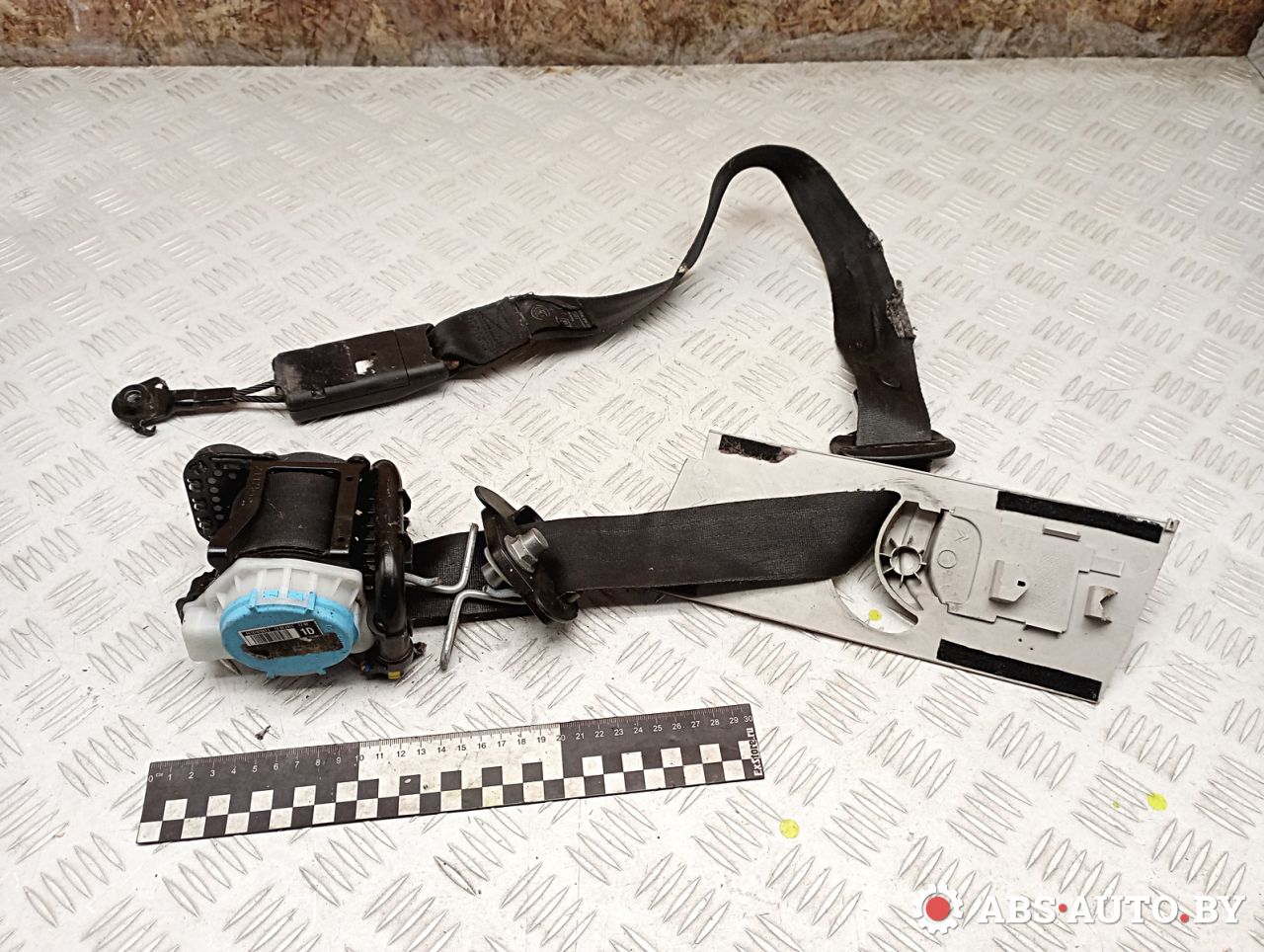 ремень безопасности Citroen C4 Picasso 1 поколение 2011, 1.6 л., 9HR (DV6C), дизель, МКПП, правый руль, 96747820XT - фото №1