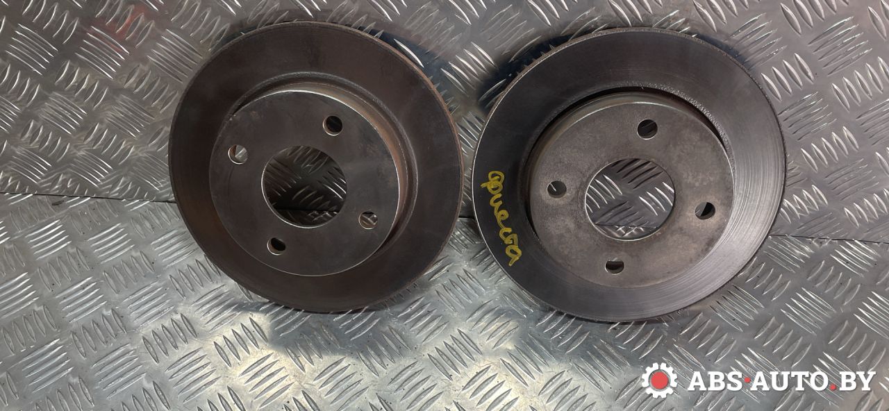 диск тормозной передний Ford Fiesta 4 поколение (1995 - 1999), 1.3 л., бензин, 1013581 - фото №1