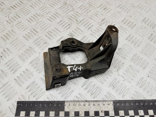 крепление ( кронштейн ) крыла Audi A6 4B/C5 1999, 2.5 л., AKN, дизель, МКПП, универсал, передний привод, 4B0853922B