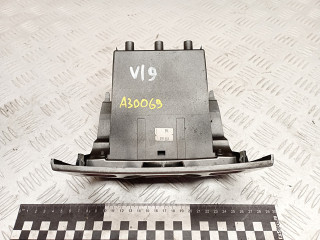 пепельница Peugeot 308 T7 2010, 1.6 л., 9HV (DV6ATED4), дизель, МКПП, 9658691077