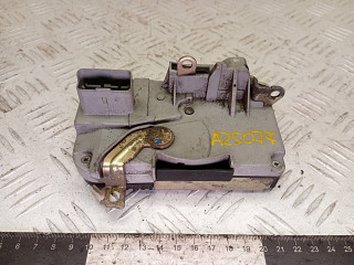 замок двери передней правой Peugeot 406 1 поколение [рестайлинг] 2003, 2.0 л., бензин, МКПП, седан