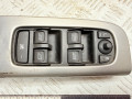 блок управления стеклоподъемниками Volvo V50 1 поколение [рестайлинг] 2008, 2.4 л., B 5244 S4, бензин, МКПП, универсал, 30773210 - фото №2