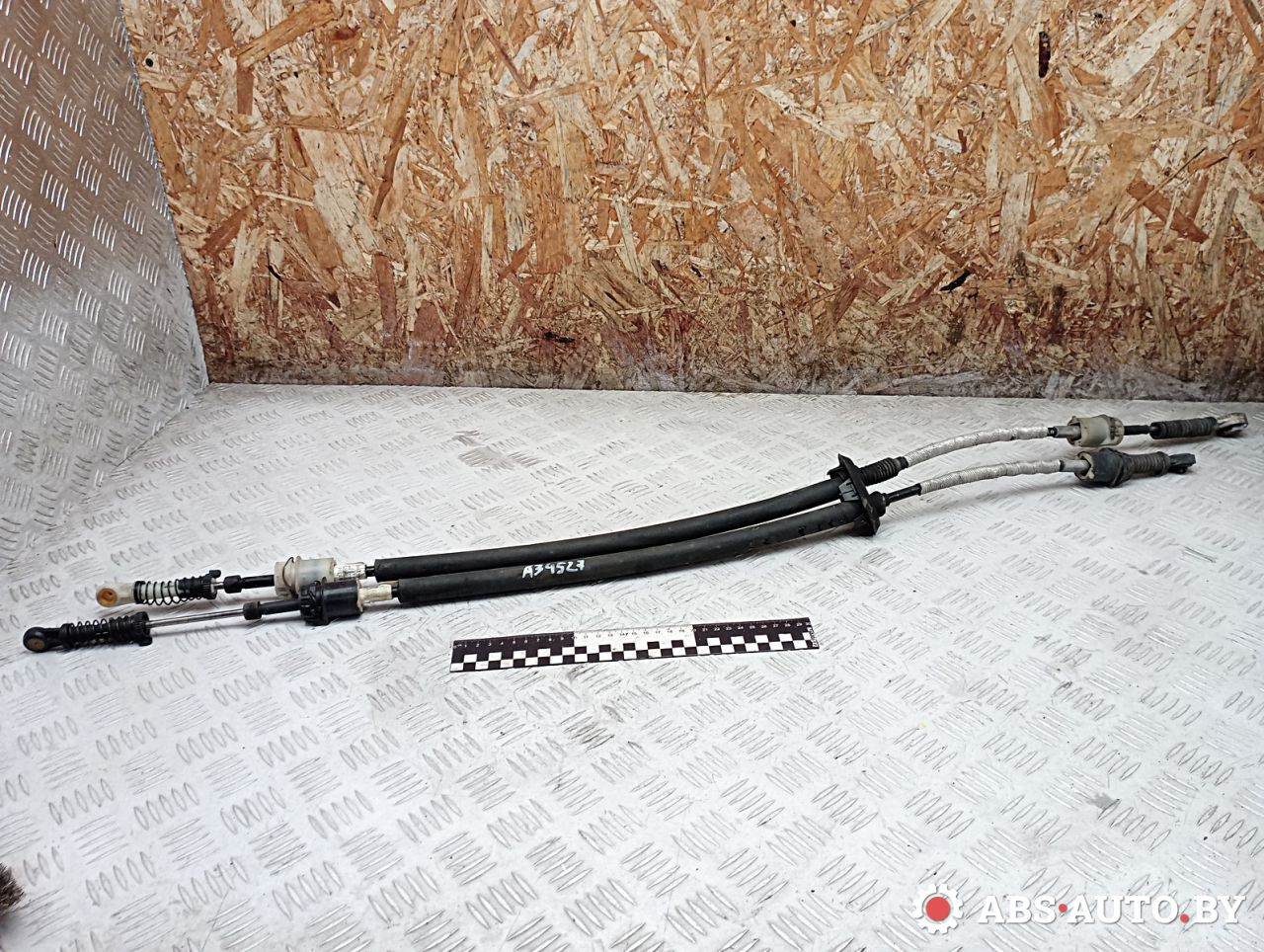 трос кулисы КПП Mercedes-Benz A W169 2 поколение (2004-2008) 2005, 1.5 л., M 266.920, бензин, МКПП, хетчбэк 5 дв., правый руль, A1693600573 - фото №1