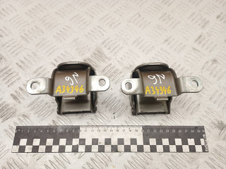 петля крышки багажника Renault Megane 3 поколение 2010, 1.5 л., K9K J 836, дизель, МКПП, хетчбэк 3 дв., правый руль, 844010018R