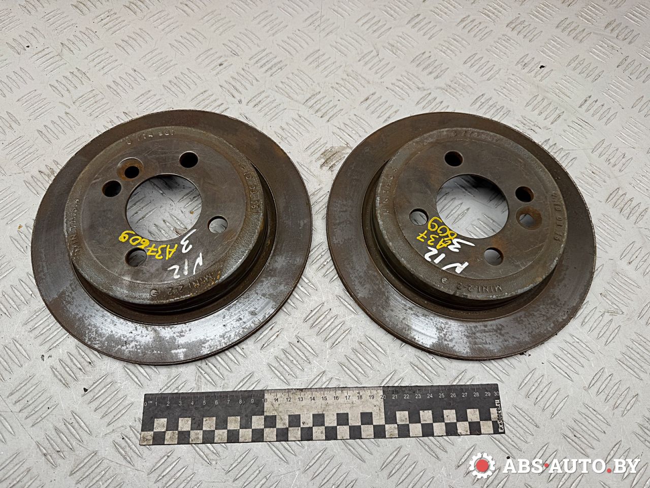 диск тормозной задний Mini Cooper 2 поколение 2010, 1.6 л., N16 B16 A, бензин, кабриолет, правый руль, 6774987, 34216774987 - фото №1