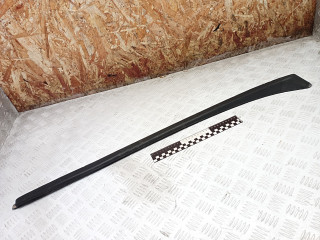 молдинг лобового стекла Peugeot 308 T7 2010, 2.0 л., RHR (DW10BTED4), дизель, МКПП, универсал, 9680623780