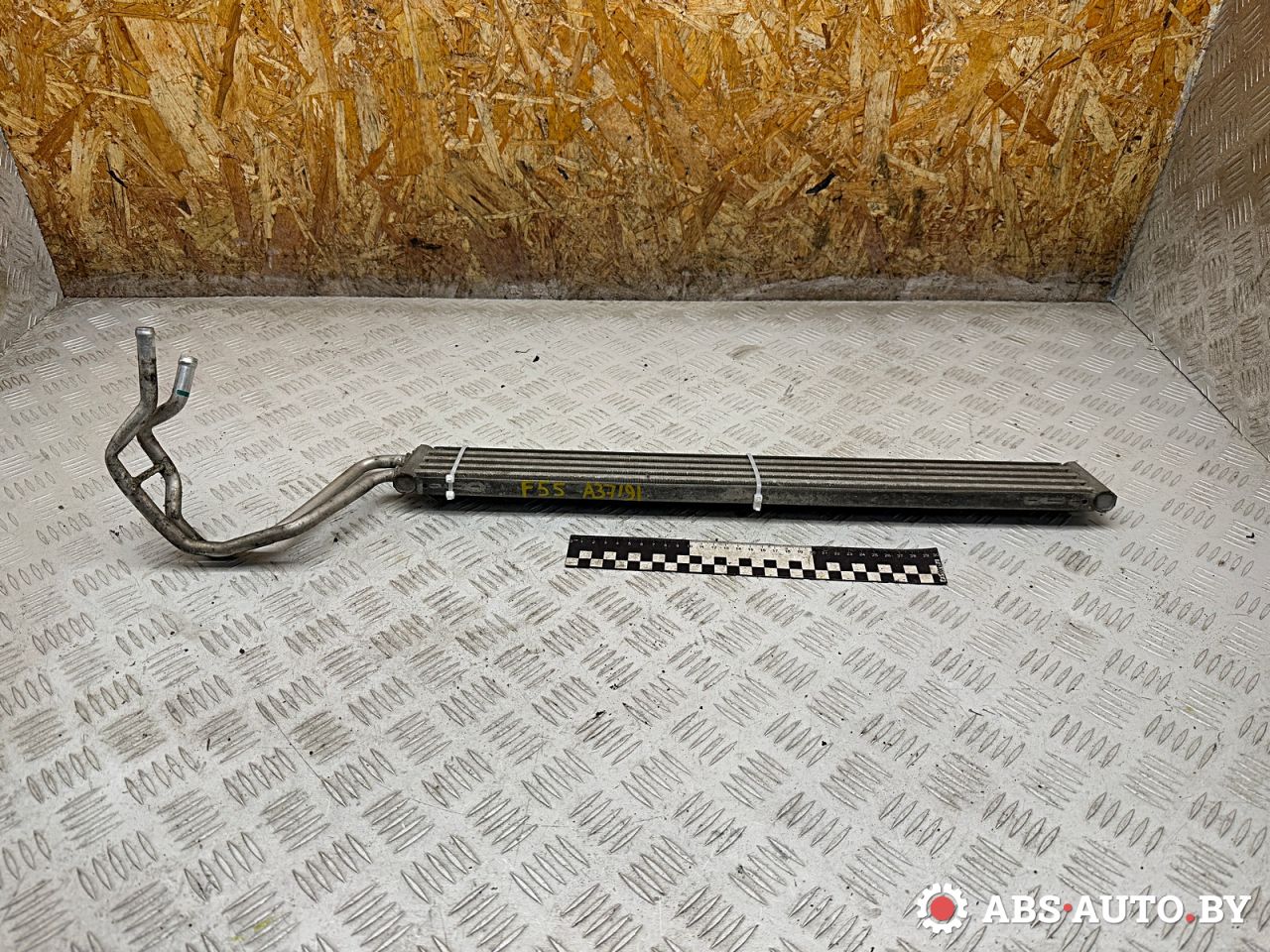 радиатор гидроусилителя Volkswagen Touareg 1 поколение 2006, 2.5 л., BAC, дизель, МКПП, внедорожник 5 дв., 7L8422885A, 7L6422885B, 7L6422885E, LOC1825, 8MO376726281, KRO1177EB, CLC48000P, 90633, 95534706910, 970N10011Z - фото №1