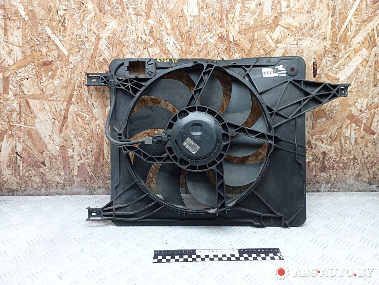 вентилятор радиатора Nissan Qashqai 1 поколение 2008, 1.5 л., K9K 282, дизель, МКПП, правый руль, 21481JD200 - фото №1