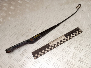 щеткодержатель (поводок стеклоочистителя, дворник) Mercedes-Benz M-Класс W163 [рестайлинг] W163 2004, 2.7 л., дизель, АКПП, внедорожник 5 дв., полный привод, 4416340