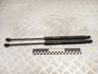 амортизатор крышки багажника (3-5 двери) Mercedes-Benz B-Класс W245 2006, 1.5 л., M 266.920, бензин, МКПП, правый руль, A1699800764, A1699800864