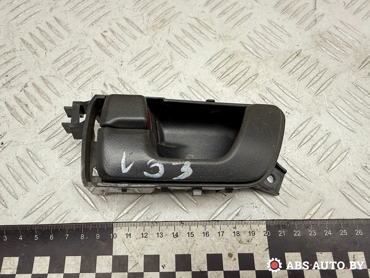 ручка внутренняя передняя левая Mitsubishi Pajero 3 поколение 2002, 3.2 л., дизель, МКПП, внедорожник 3 дв., полный привод, MR432271 - фото №1